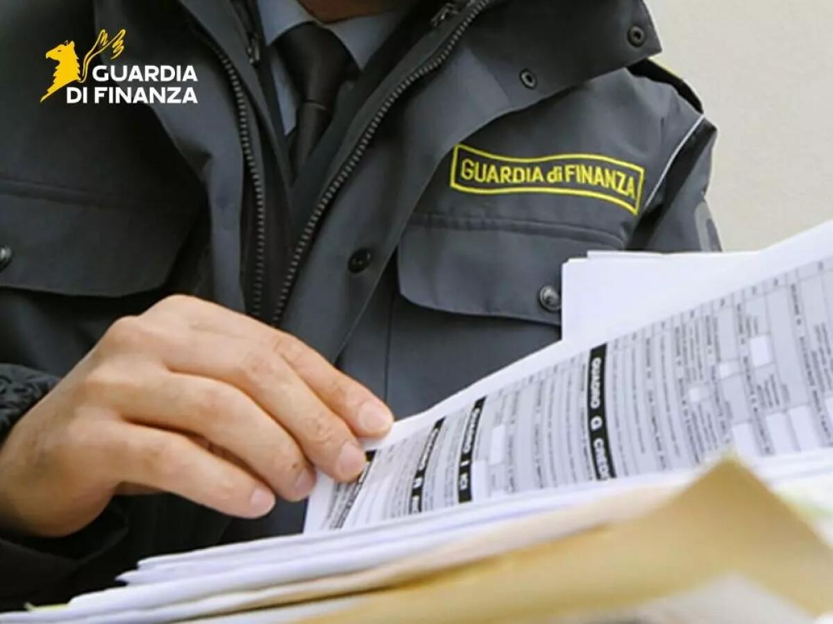 Frode fiscale e autoriciclaggio, sequestri per oltre 1,4 milioni a un imprenditore di Catania - 