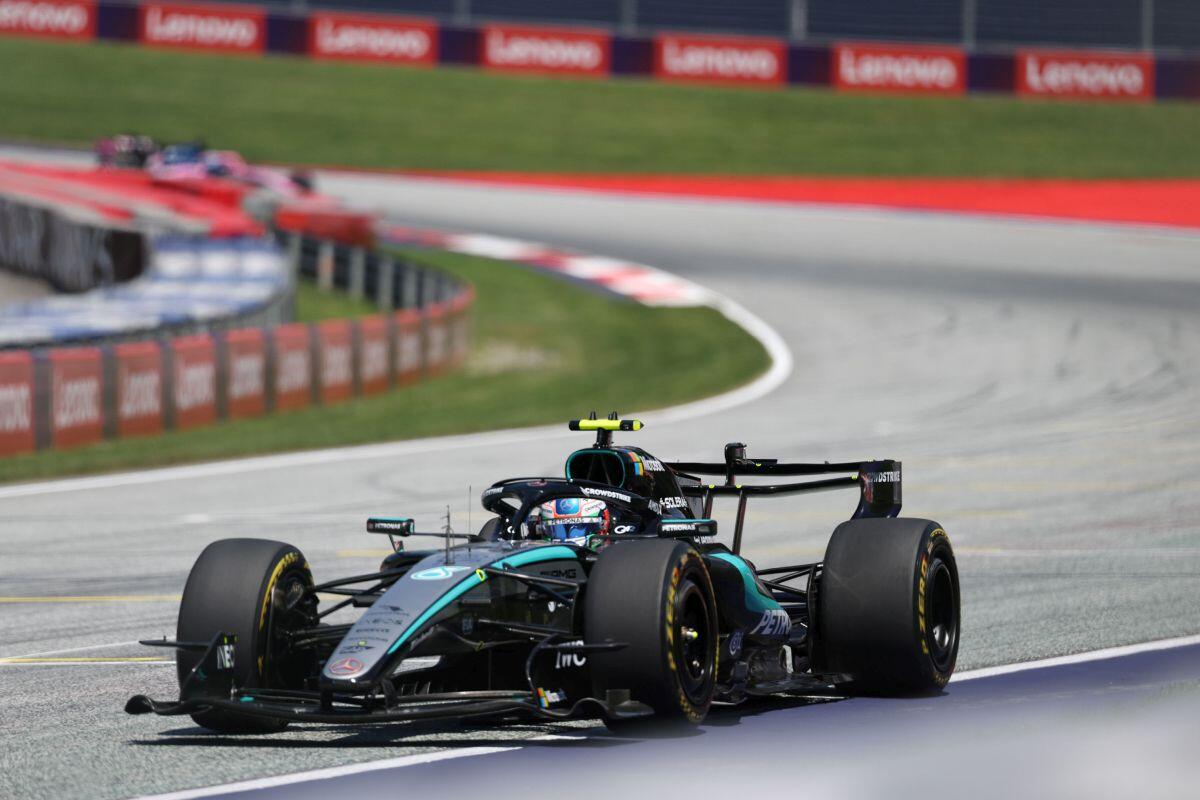Antonelli domina il venerdì in Austria, Ferrari indietro - 