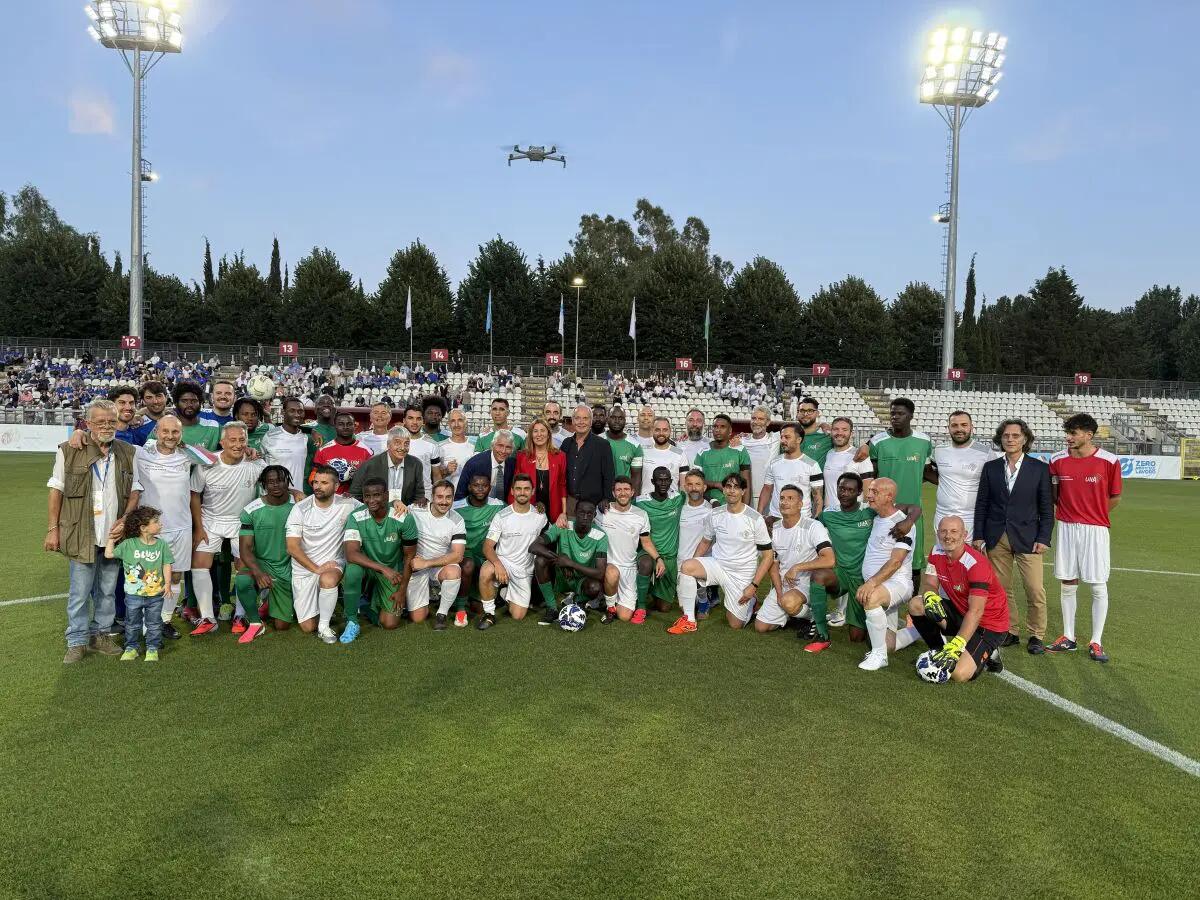 Uila, a Roma la squadra dei braccianti in campo contro lo sfruttamento - 