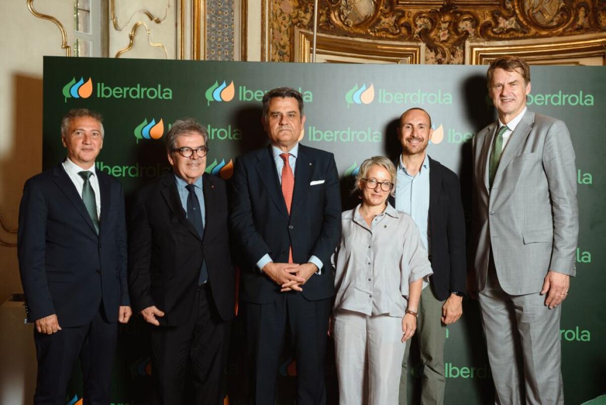 Inaugurato Iberdrola Fenix, il nuovo impianto fotovoltaico costruito in Sicilia - 
