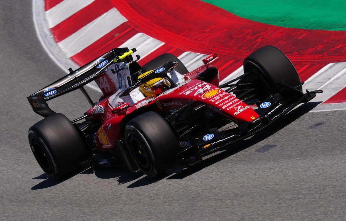 Trionfo Ferrari a Barcellona: vince Hamilton su Russell, Antonelli e Leclerc out - 