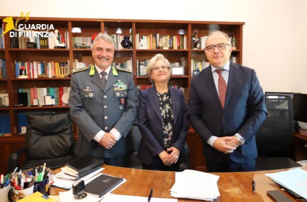 Intesa tra Procura di Palermo, Guardia di Finanza e Agenzia delle Entrate nella lotta a evasione e reati tributari - 