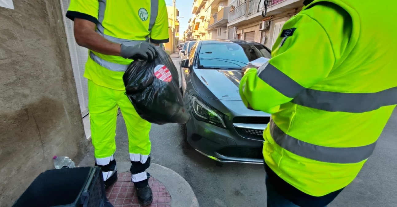 Servizio rifiuti, "rispettare tipologie, quelle non conformi non saranno raccolte" - 