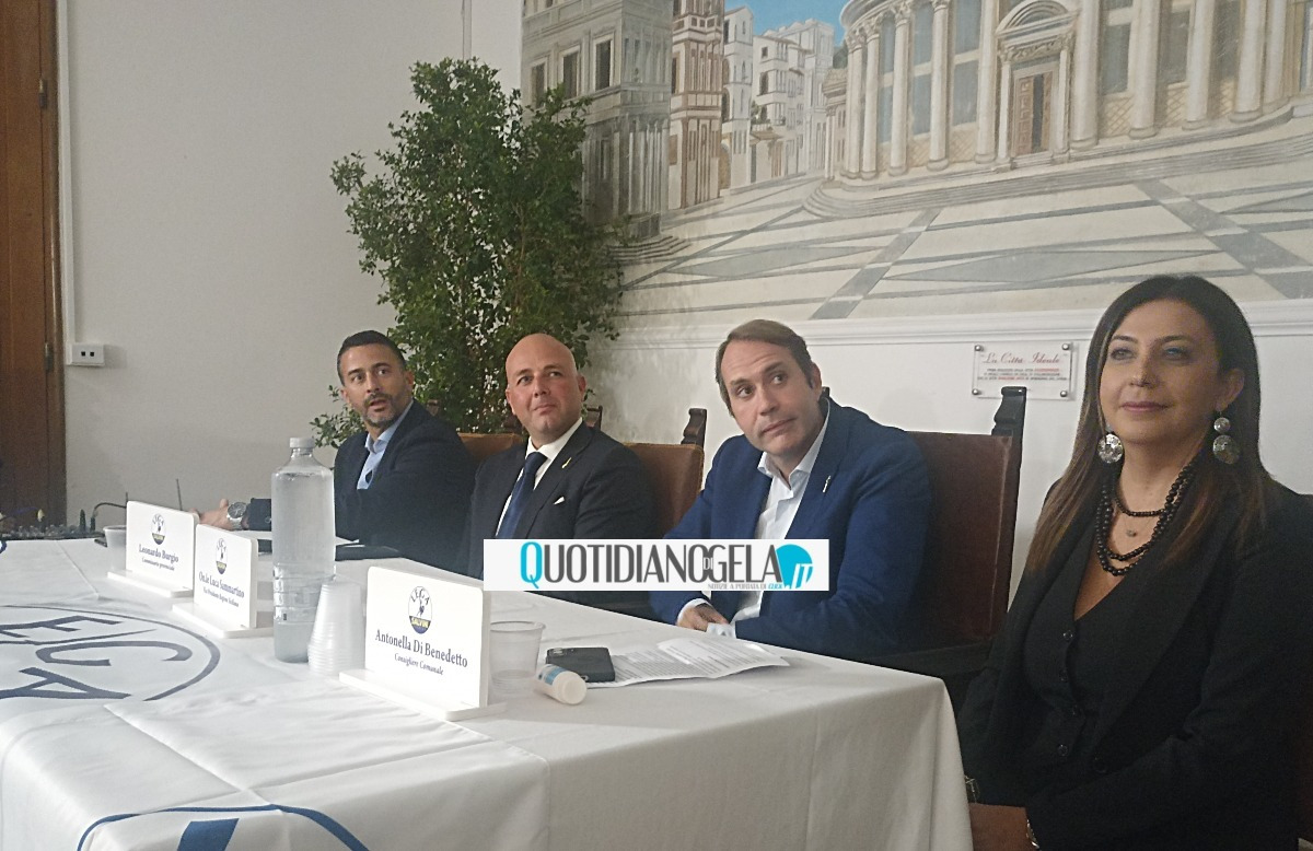 Sale il pressing del centrodestra, Lega: "Sindaco intervenga su Fava" - I dirigenti Lega con Di Benedetto