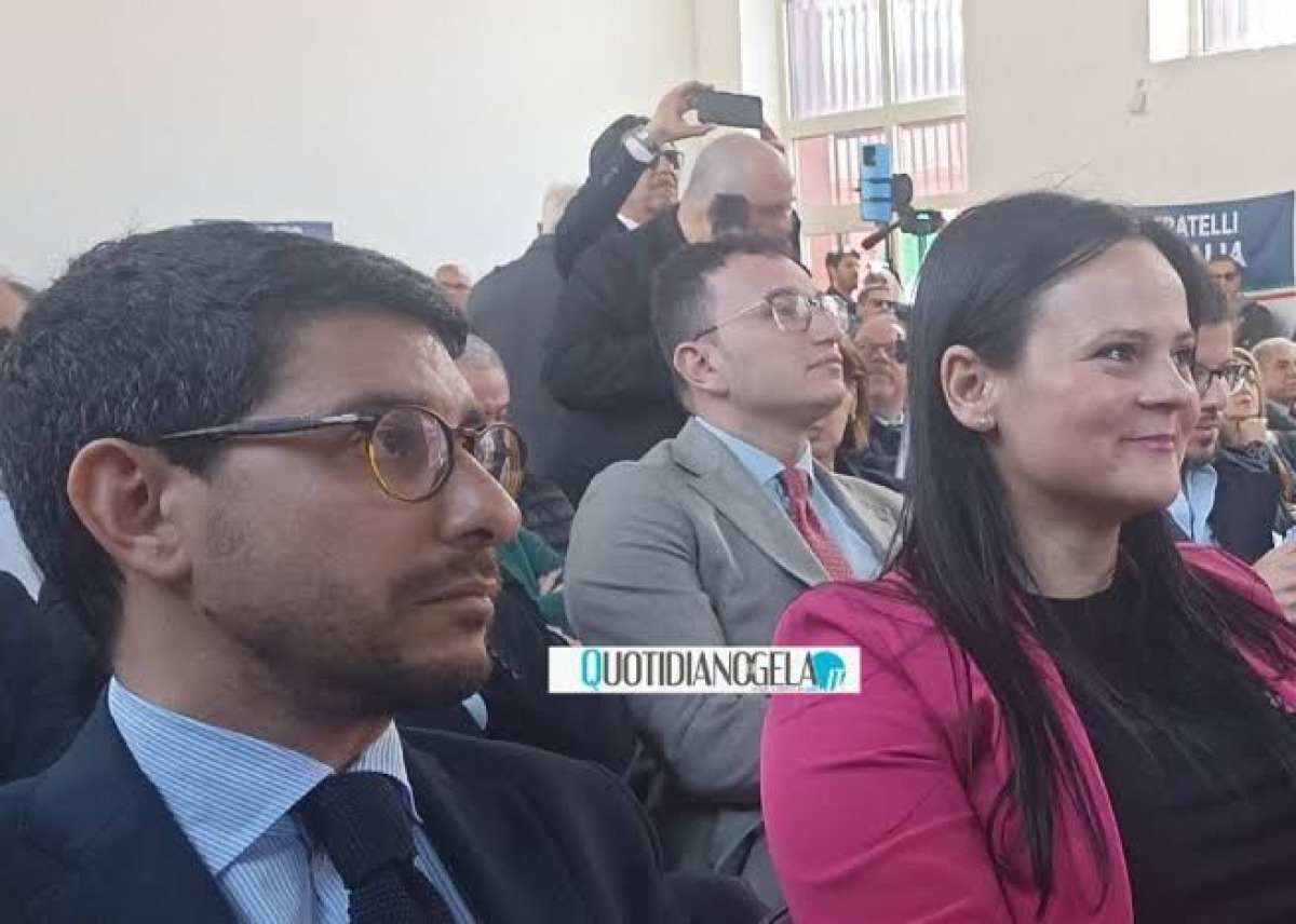 "Sistema rifiuti" turba ancora, Grisanti ribalta: "Partiti del modello Gela hanno influito per propri interessi" - Grisanti e il consigliere comunale FdI Sara Cavallo