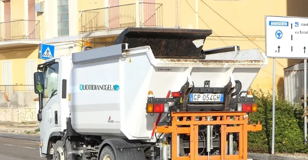 Servizio rifiuti, Usb e Filas scrivono a Cosentino: "Serve incontro per pianificare attività" - 