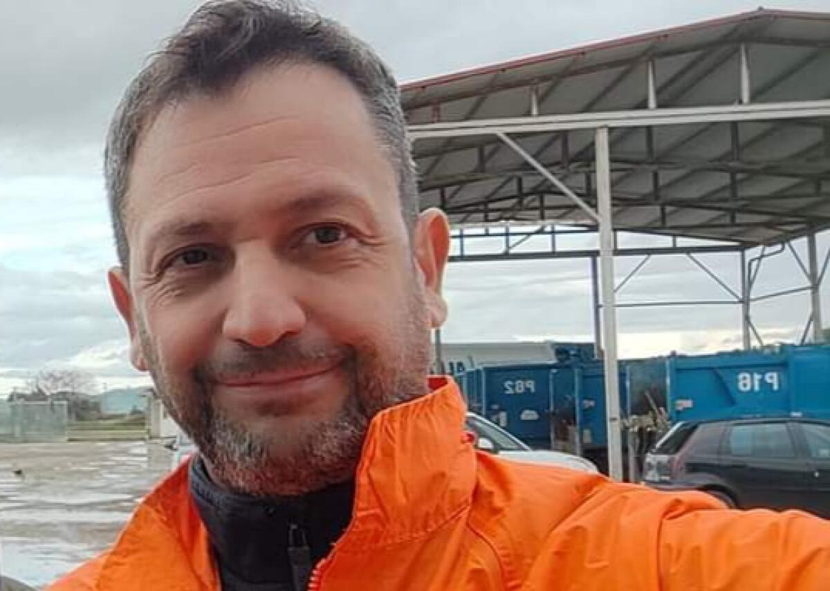 Il sindacato Orsa pronto a donare un parco giochi a un istituto scolastico - Il segretario Orsa igiene ambientale Orazio Caiola