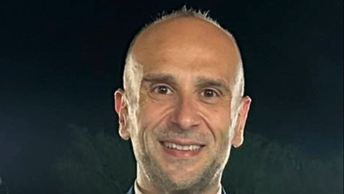 Santa Lucia, i fedeli scrivono al vescovo: "Don Filippo Celona resti con noi" - 