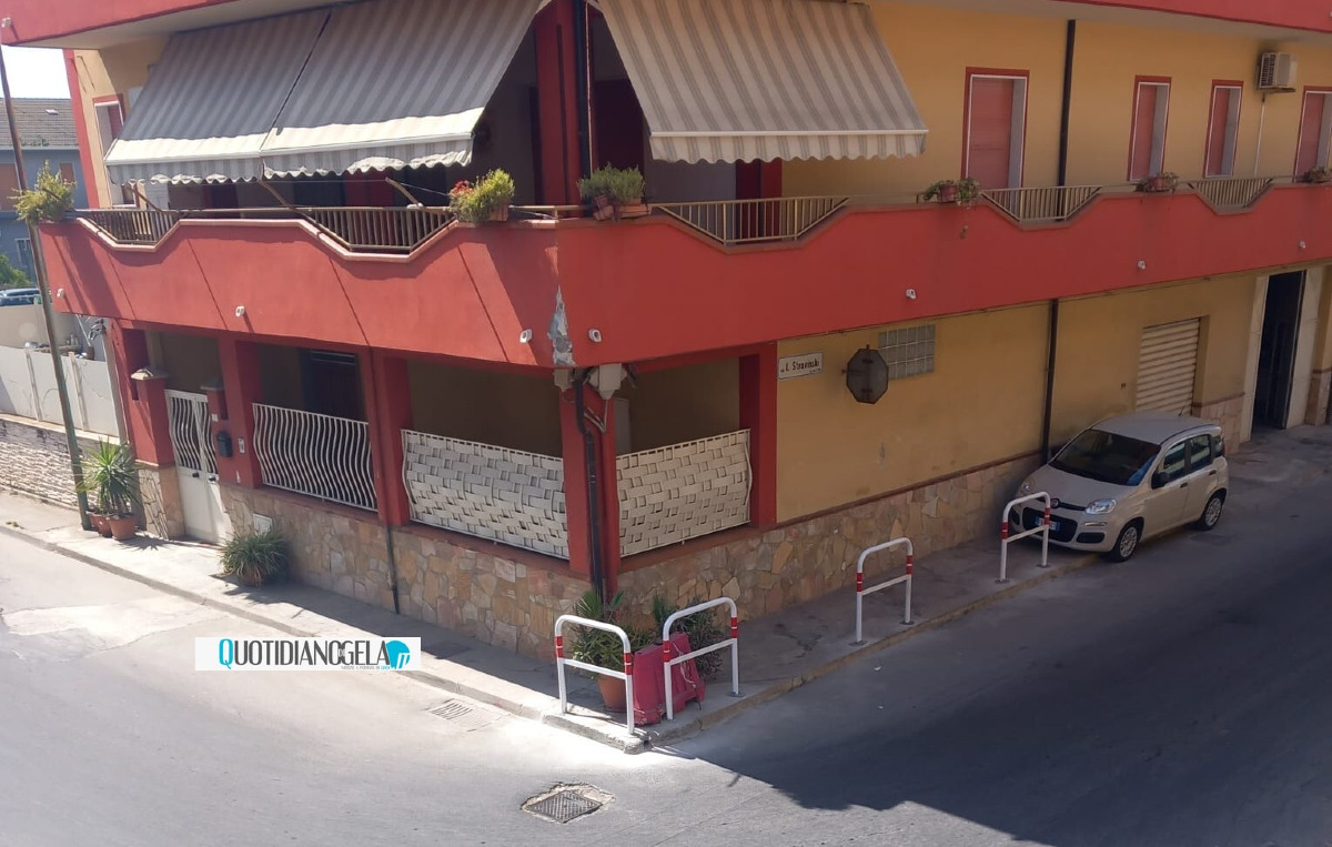 Settefarine, tir danneggiavano abitazione: collocati dissuasori, "grazie al comandante Cozzo" - 
