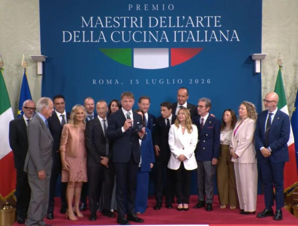 Meloni e Lollobrigida premiano 10 Maestri dell’Arte della Cucina Italiana - 