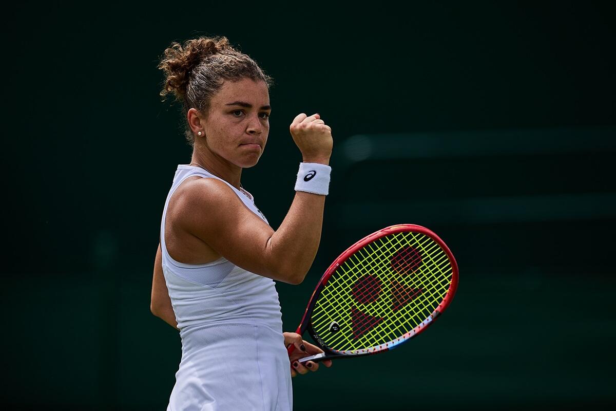 Jasmine Paolini ai quarti di Wimbledon, battuta in tre set Alex Eala - 