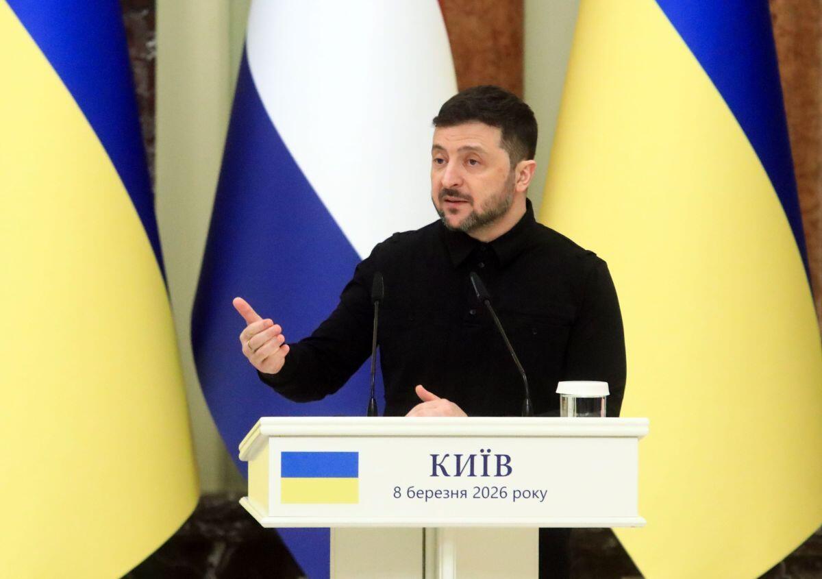 Ucraina, Zelensky”Giorni pieni di consultazioni,ascolto ciò che dicono le persone” - 