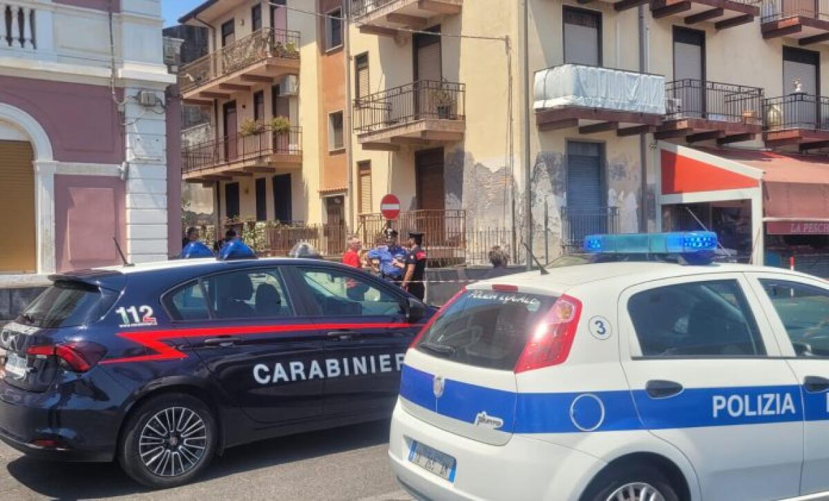 Insegue il fratello e lo uccide a colpi di mannaia nel Catanese, arrestato - 