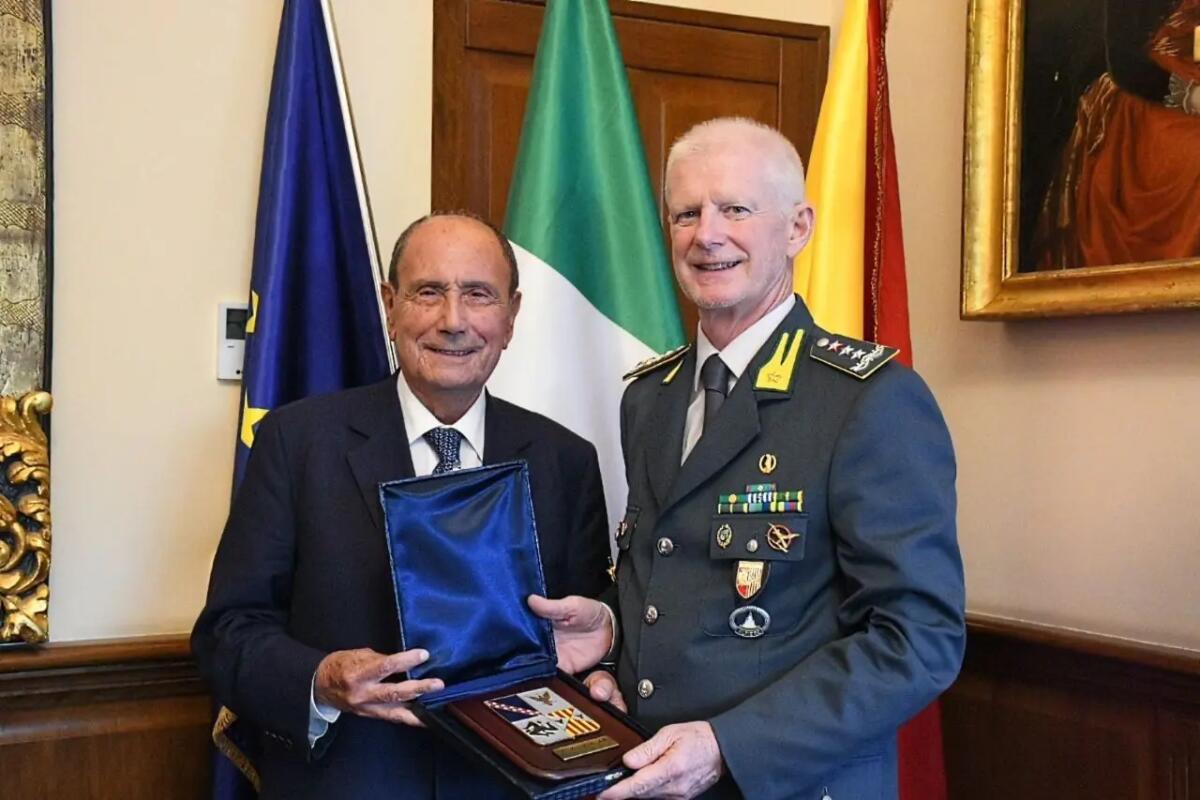 Schifani riceve il comandante interregionale dell’Italia Sud-Occidentale della Guardia di Finanza - 