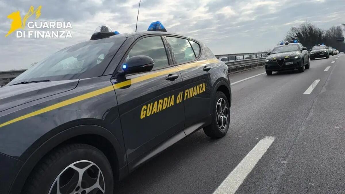 Estorsioni e truffe ad anziani in tutta Italia, sgominata organizzazione - 