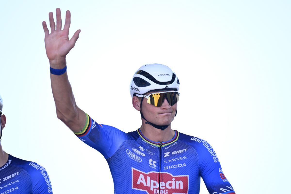 Van der Poel timbra la nona tappa al Tour, Pogacar resta in giallo - 