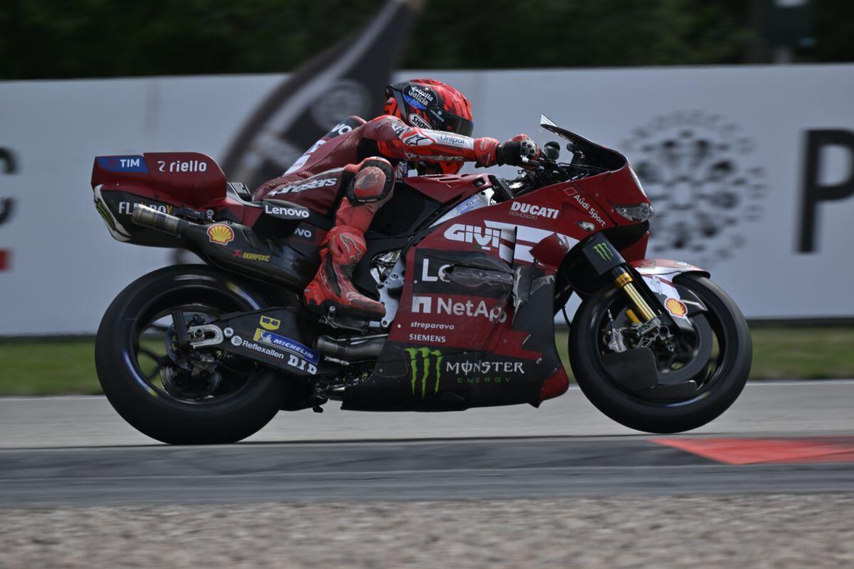 Marc Marquez vince la sprint in Germania, Di Giannantonio sul podio - 