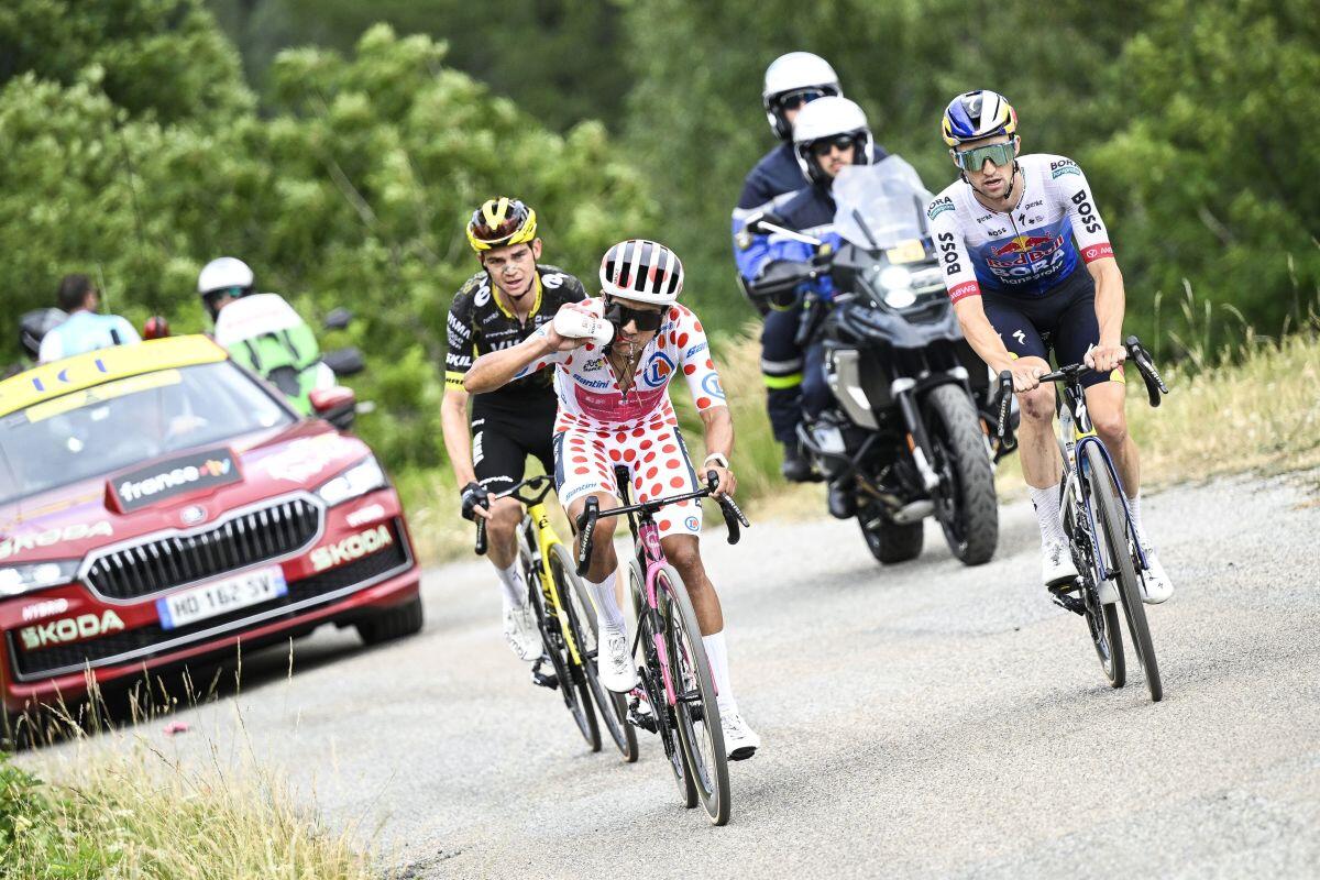 Impresa Carapaz nella 20^ tappa, Pogacar ipoteca il suo quinto Tour - 