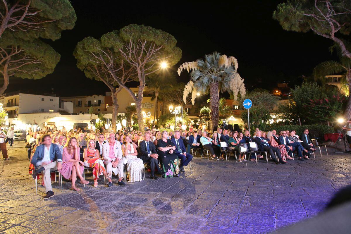 Premio Ischia, serata conclusiva con grandi nomi stampa internazionale e italiana - 
