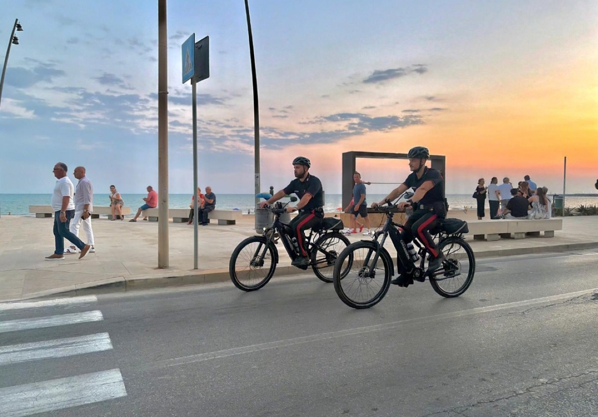 Controlli anche con le e-bike: carabinieri nelle aree a più alta presenza  - 