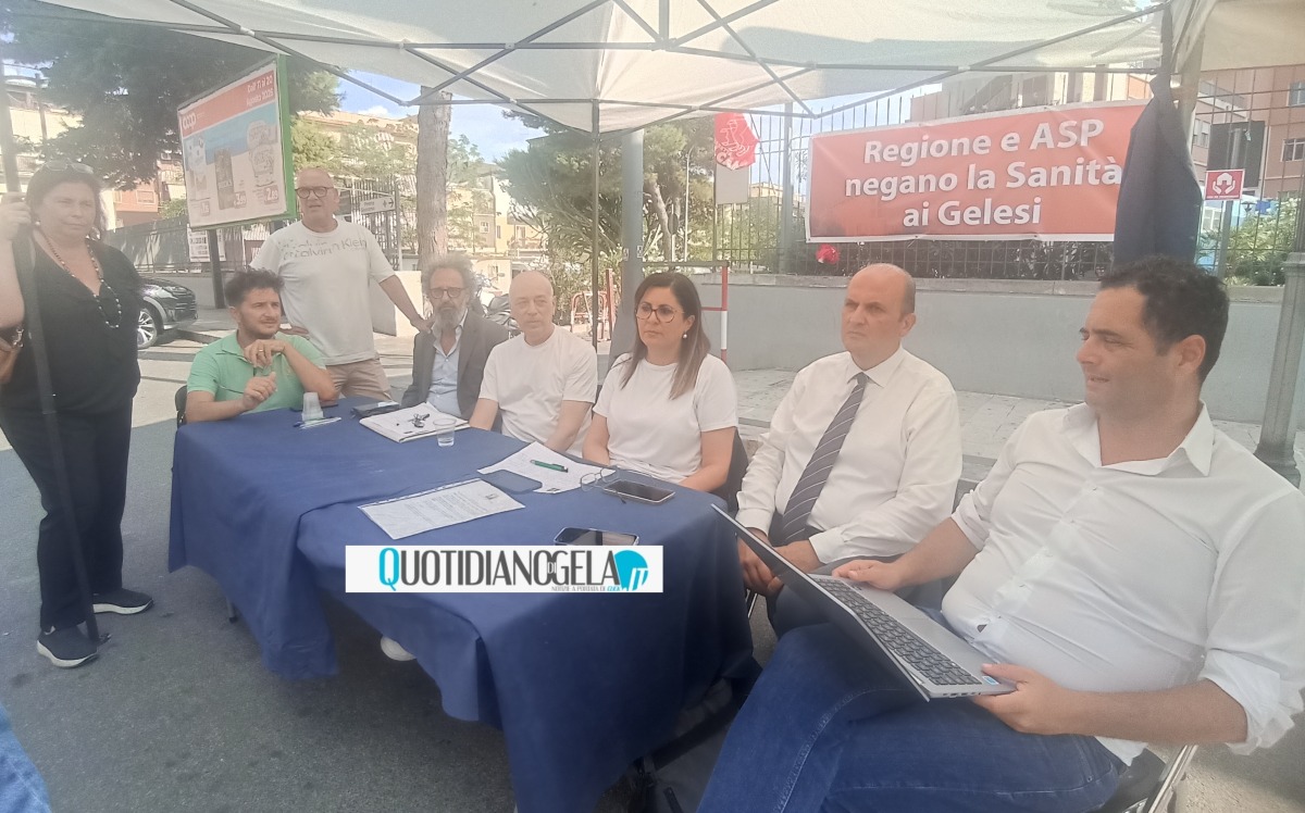 Sanità come aspettando Godot, prosegue presidio: "Ci appelliamo a tutti i medici d'Italia che vogliano venire" - 