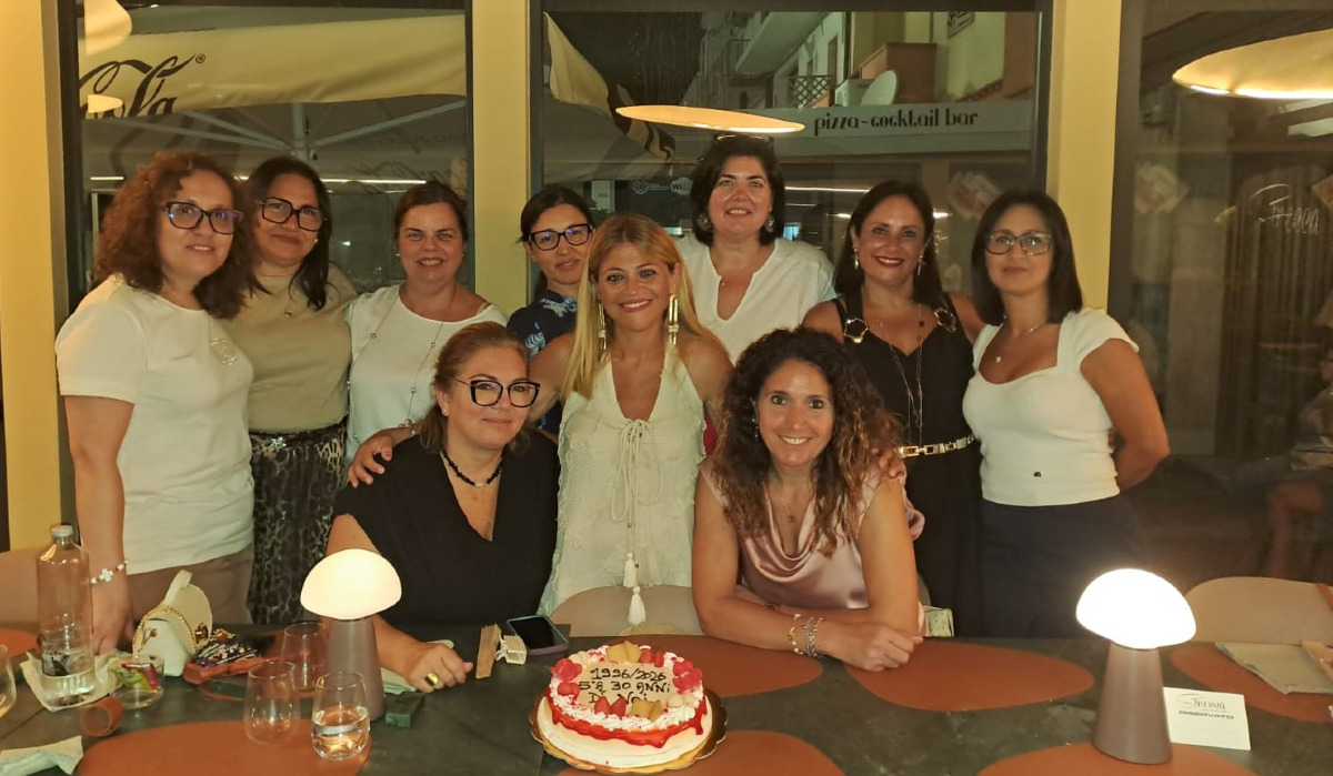 Sono passati trent'anni dal diploma, di nuovo insieme le studentesse della VA programmatori Itc - 