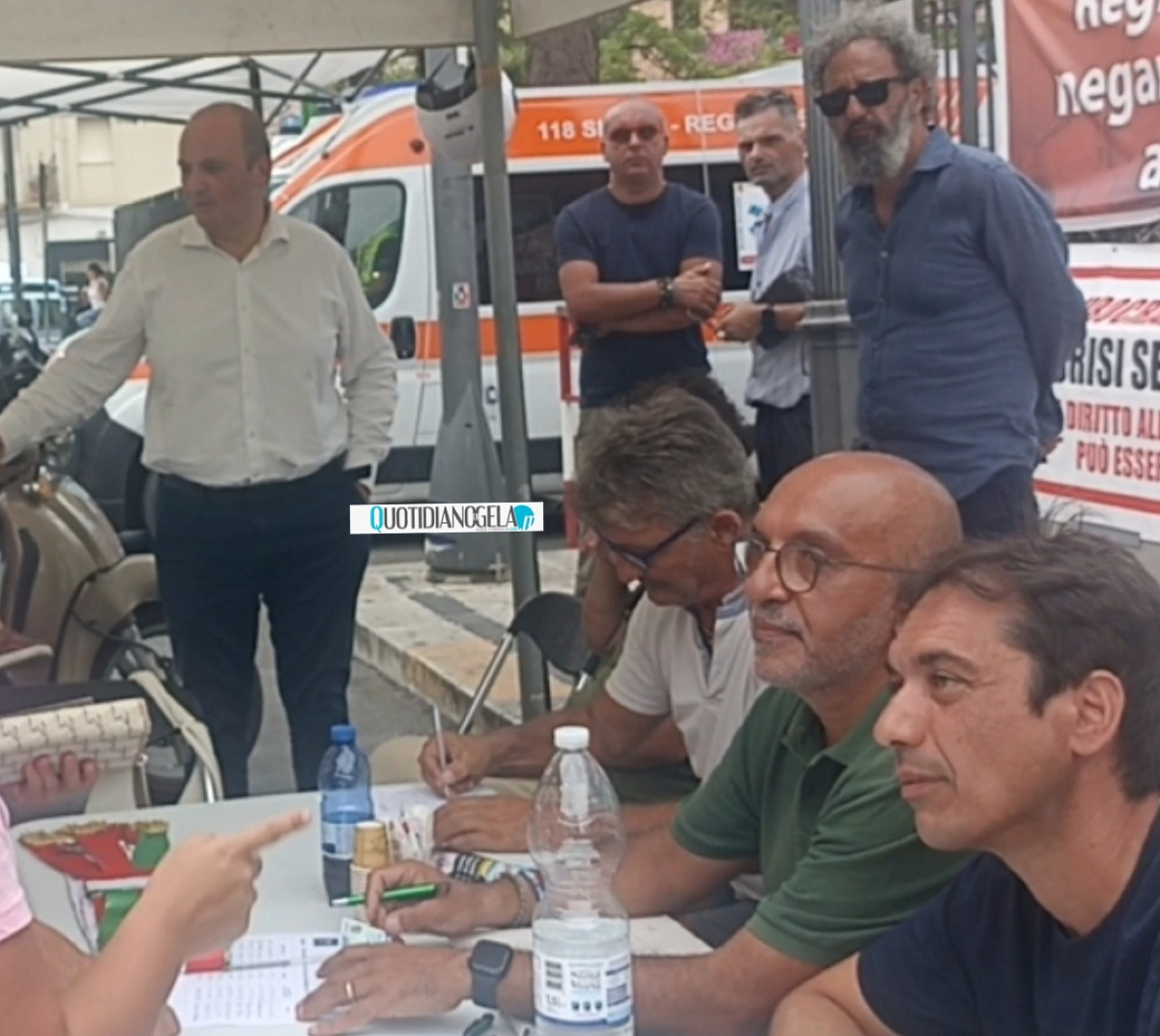 "Visita tardiva di Caruso si deve a protesta", dem: "Centrodestra ha trasformato ospedale in un'ombra"  - 