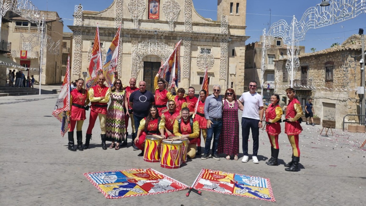 Gli sbandieratori di Gela conquistano Villalba - 