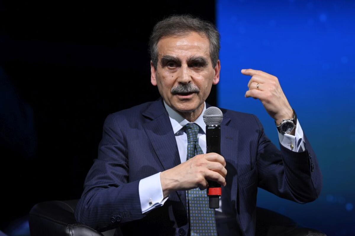“Financial Times”, la doppia Ops di MPS “idea bizzarra con premi magri” - 