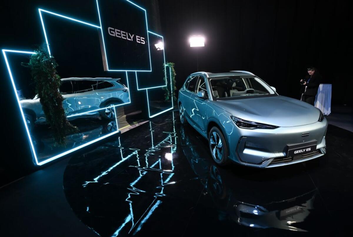 Cina, nuovo record per la diffusione dei veicoli a nuova energia - 