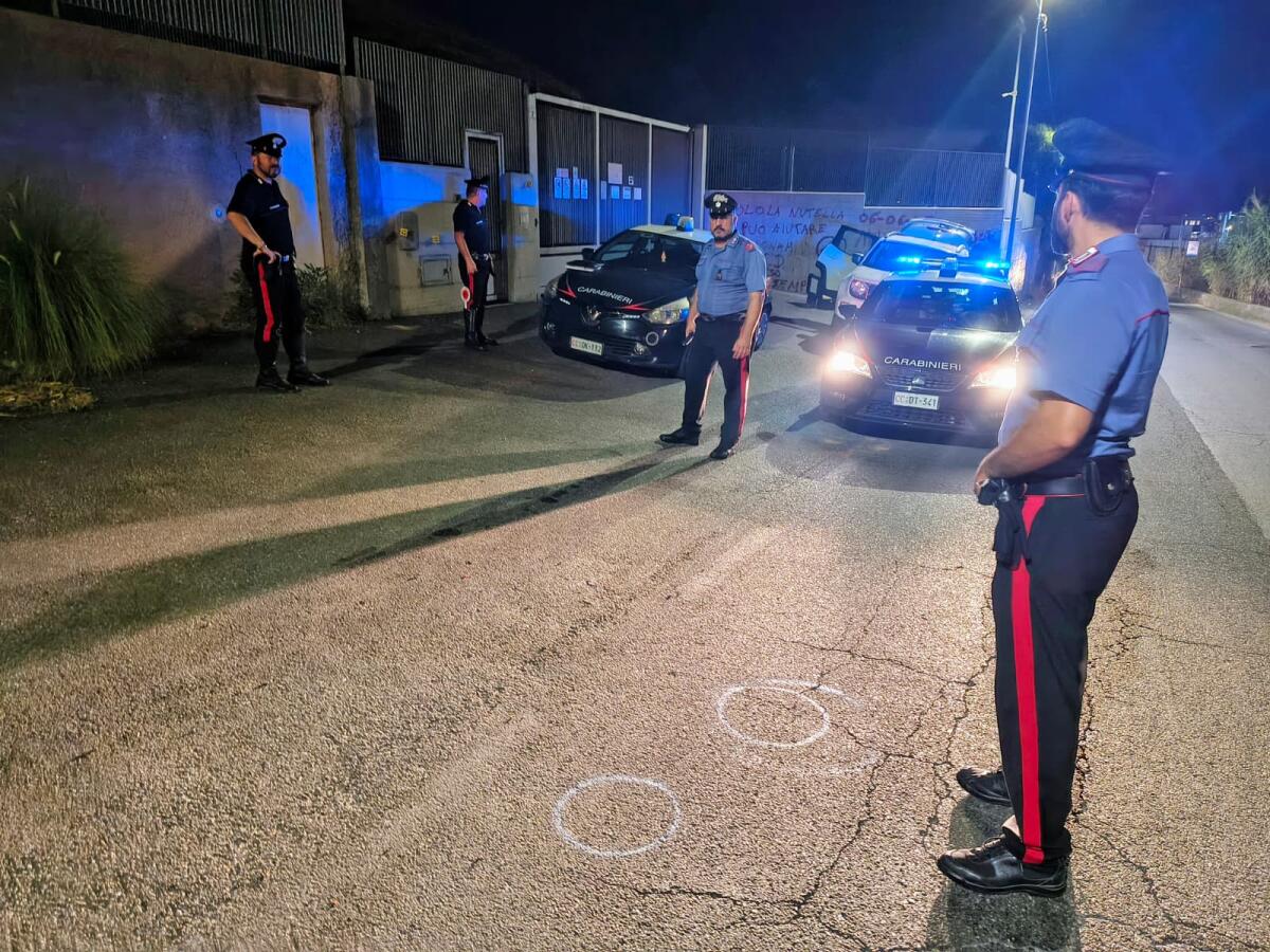 Messina, agguato a Zafferia: uomo ai domiciliari ferito da un colpo di pistola - 