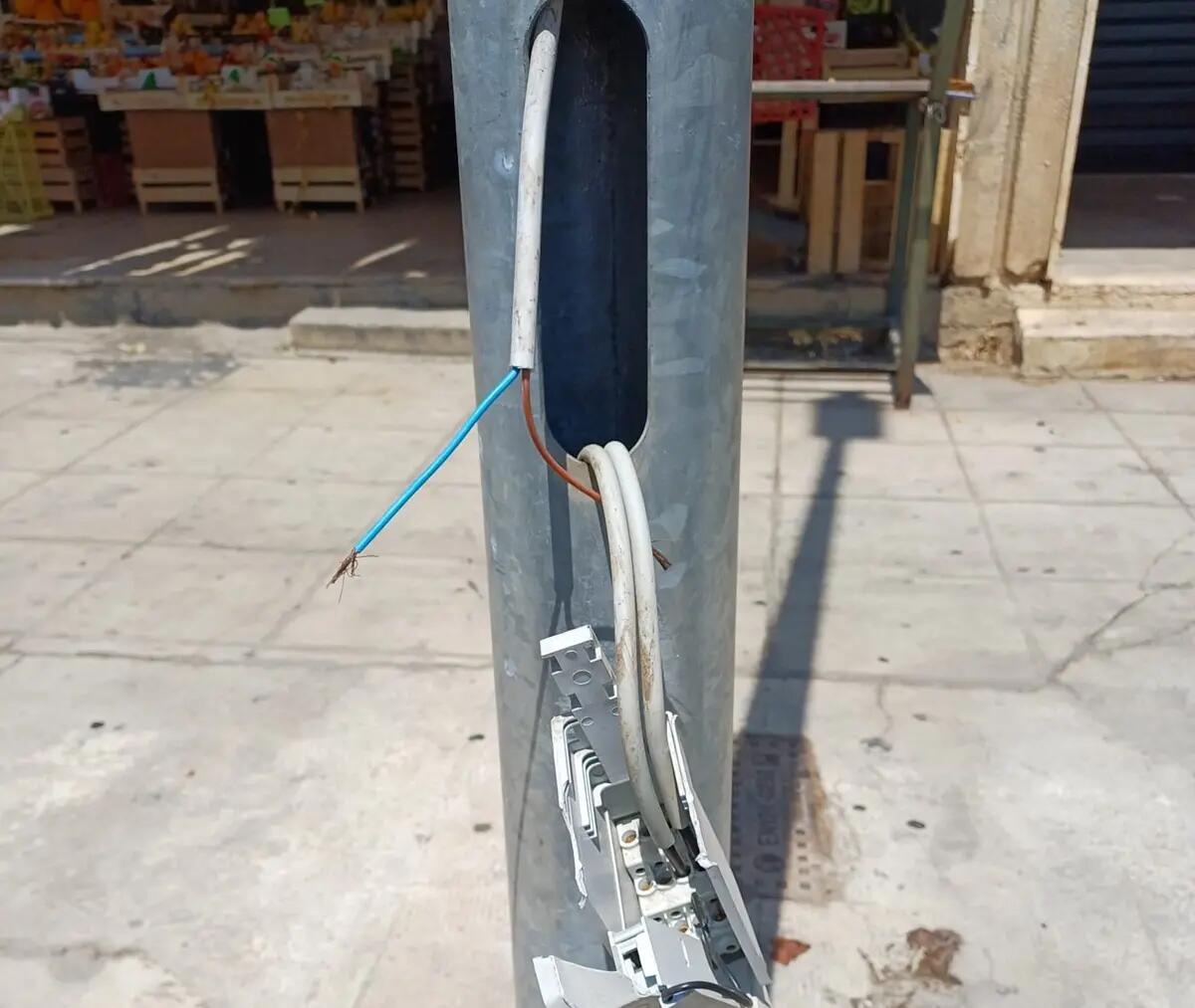 301 punti luce danneggiati a Palermo nei quartieri Cep e Borgo Nuovo, Scoma (Amg Energia): “Fatti gravi” - 