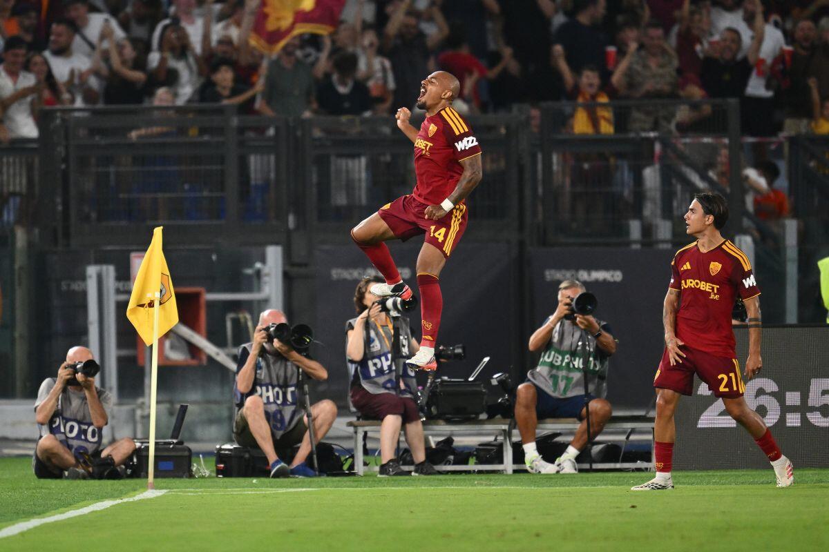 Tre volte Dybala-Malen, poi Pisilli: la Roma piega la Fiorentina - 