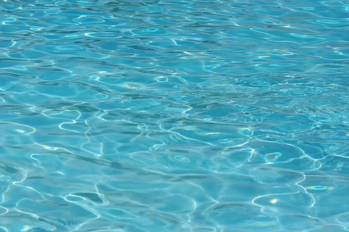 Bimba morta in piscina a Palermo, l’autopsia conferma l’annegamento - 