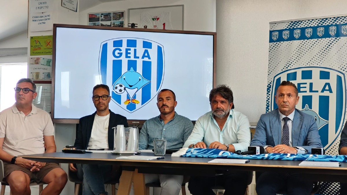 Gela, la sconfitta di Praia Mare costa cara: esonerati Comandatore e Cammarata, torna Lo Bianco? - 