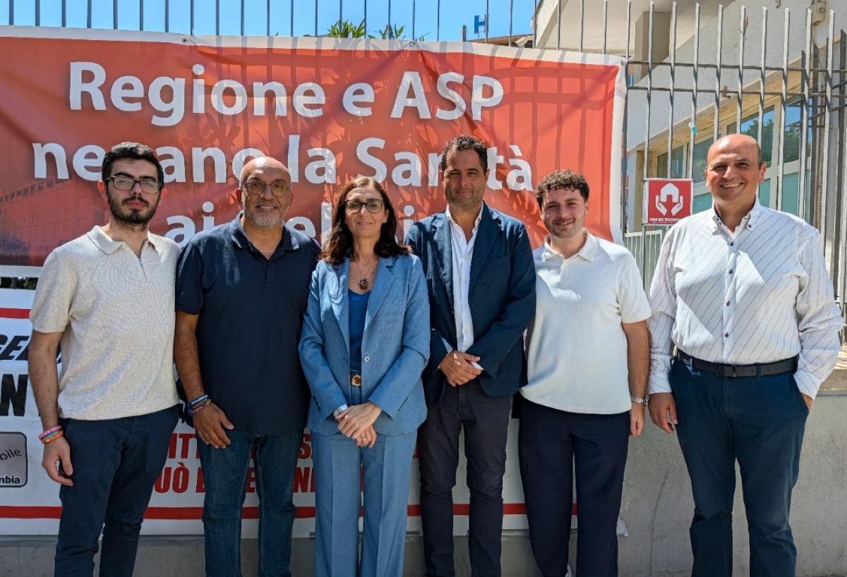 Sanità, al presidio il parlamentare nazionale dem Giovanna Iacono: "Atto ispettivo senza riscontri Regione" - 