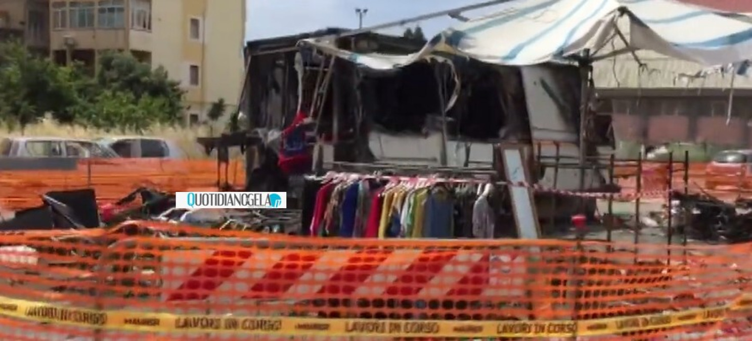 Ferita nell'esplosione al mercato di via Madonna del Rosario, risarcimento a una donna: "Comune non vigilò" - Le conseguenze dell'esplosione in via Madonna del Rosario