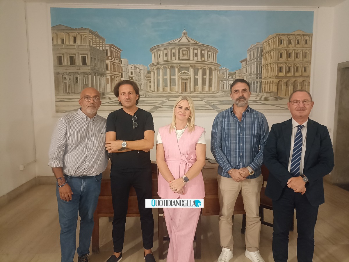 Orto Pasqualello, commissione convoca assessore e dirigente: "Valutare atti e progetto" - I consiglieri della commissione urbanistica 