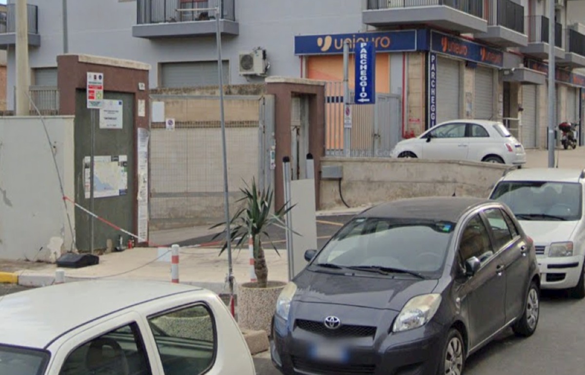 Collaboratore scolastico investito, la dirigente: "Avevo chiesto la presenza della polizia locale" - 