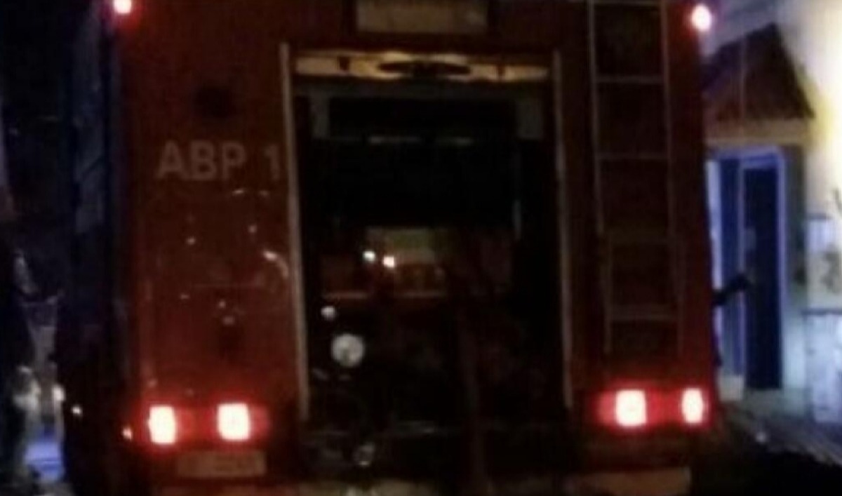 Rogo in centro storico, incendiati mezzi da lavoro: presunte rivalità, accuse a un ventenne  - 