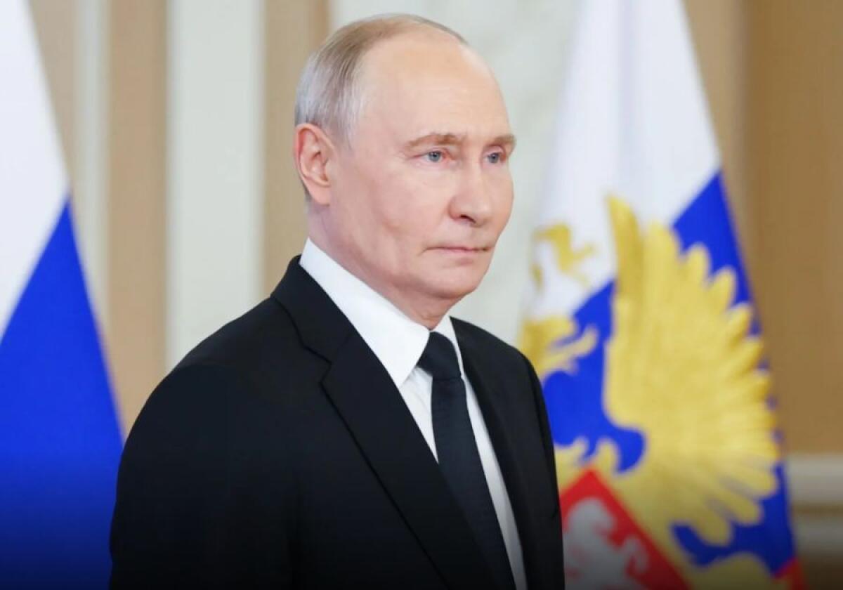 Putin ordina stop attacchi su Kiev per tre giorni - 