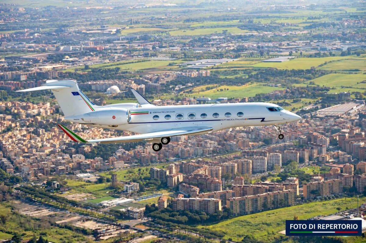 Volo sanitario d’urgenza dell’Aeronautica Militare da Lampedusa a Palermo per un 58enne in pericolo di vita - 