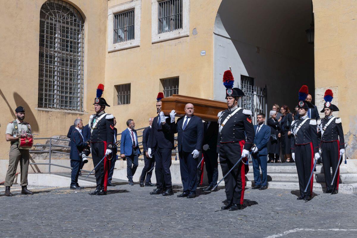 L’ultimo saluto a Emma Bonino, le sue lotte hanno cambiato l’Italia e il mondo - 