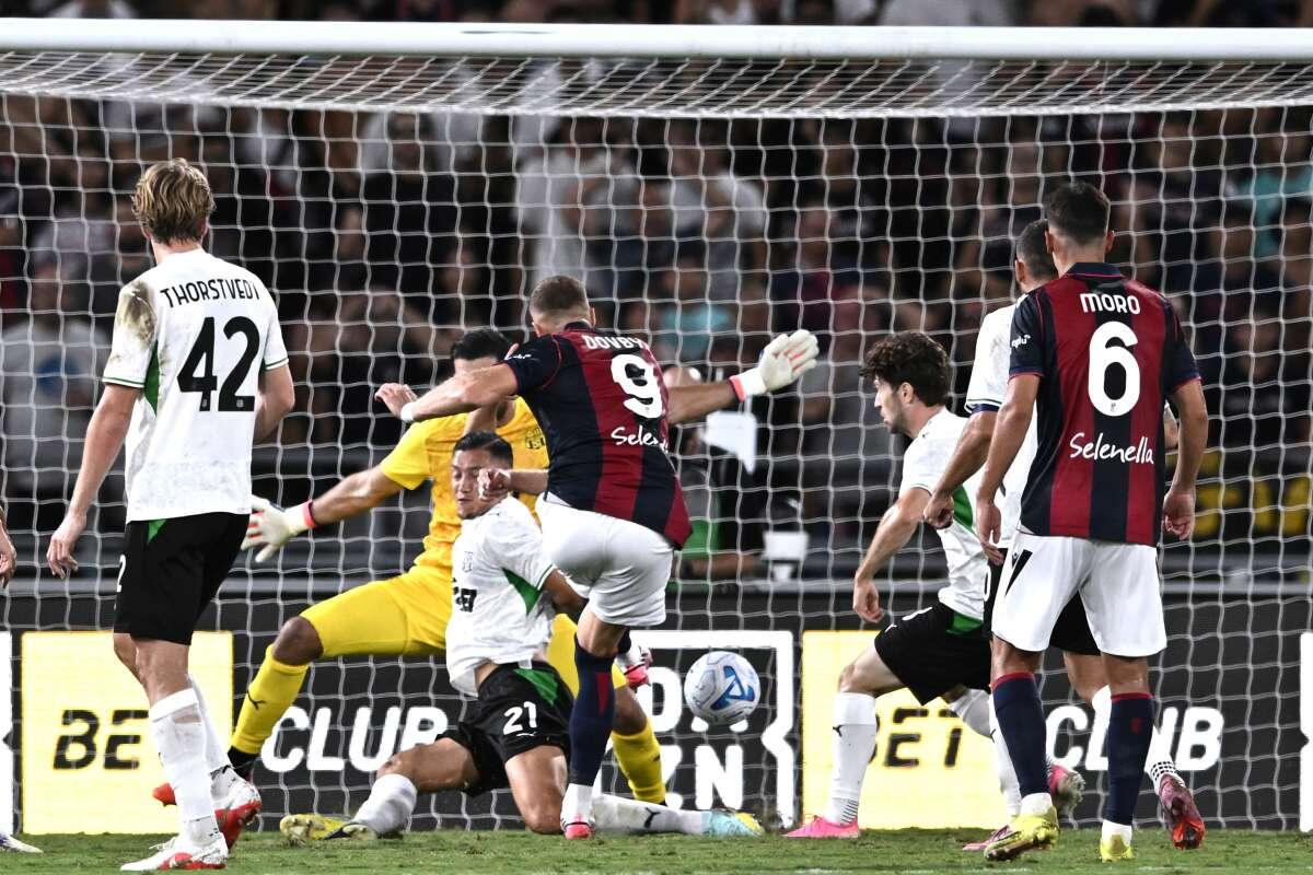 Dovbyk salva il Bologna, il derby col Sassuolo termina 2-2 - 