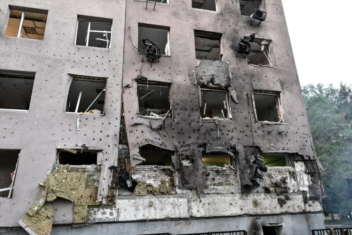 Notte di attacchi incrociati con droni tra Russia e Ucraina - 
