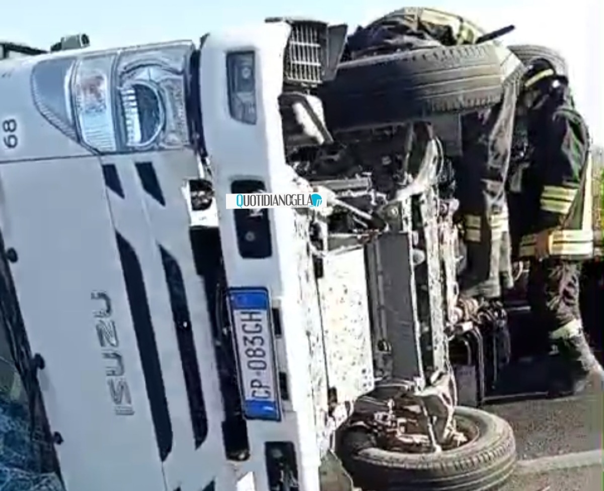 Schianto sulla Gela-Manfria, due operai Impianti hanno salvato i colleghi coinvolti: "Grande umanità" - 