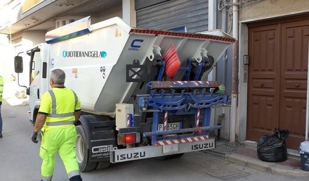 Smaltimento plastica in sofferenza sull'isola, "a Gela e nei Comuni Srr4 nessuno stop" - 