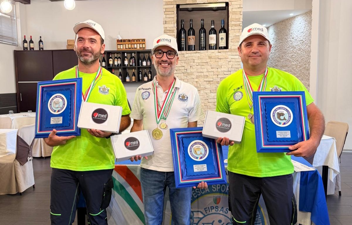 "Passione mare Gela" trionfa al campionato di surfcasting: vince De Pasquale, poi Lo Bartolo e Vella - I tre che hanno conquistato il podio