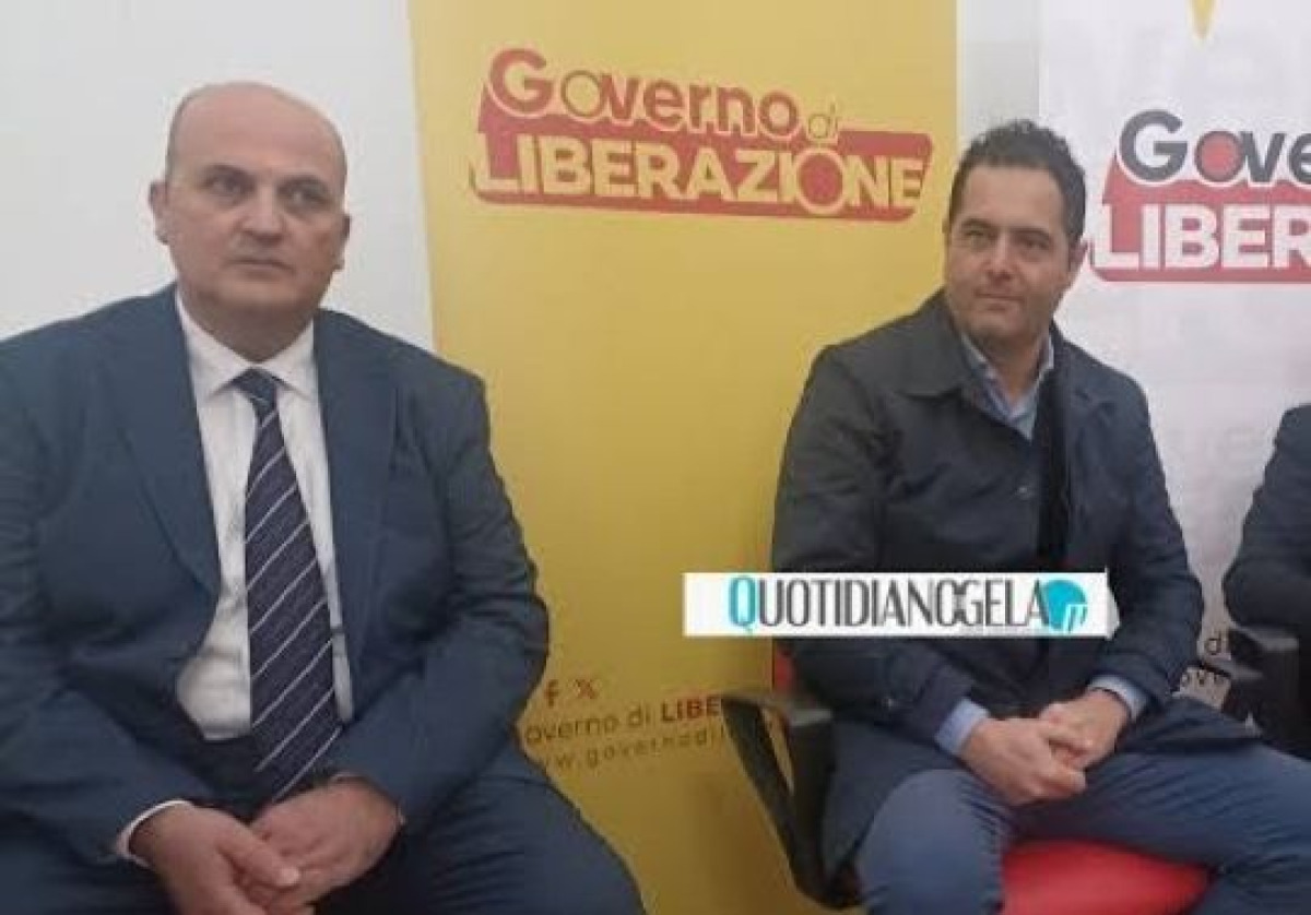 "Riflettere? Tutti devono farlo, andiamo avanti con il sindaco", Franzone: "Lavoro prosegue"