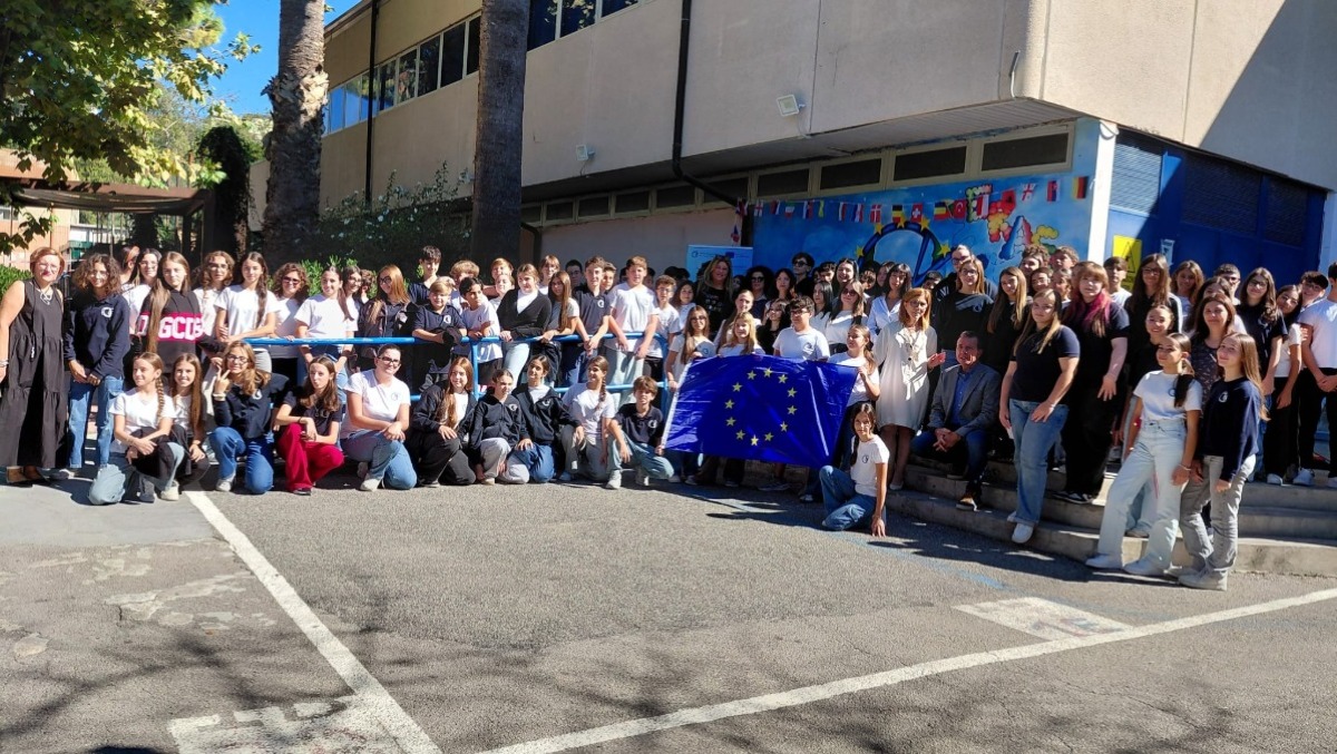 La Verga celebra Erasmus+: inaugurato il murales dei valori europei - 
